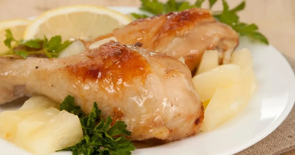 imagem lustrando receita de frango picante com abacaxi