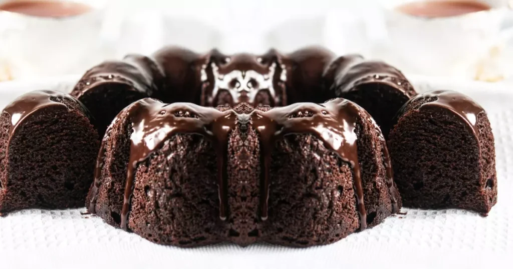Bolo de chocolate molhadinho