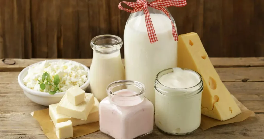Não jogue o Leite Azedo fora: veja 6 Receitas Deliciosas para aproveitar ao Máximo