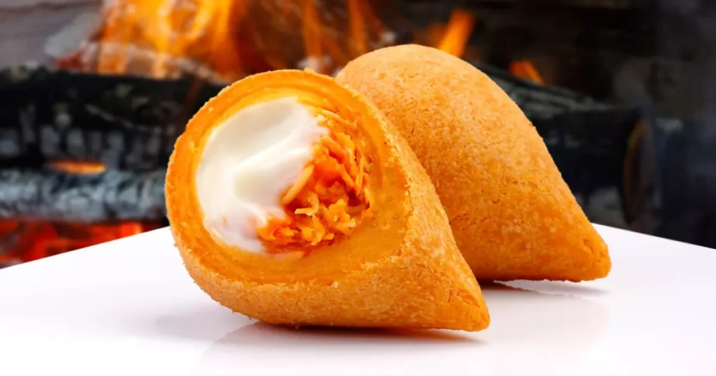 Coxinha de Frango com Catupiry Caseira impossível de não comer