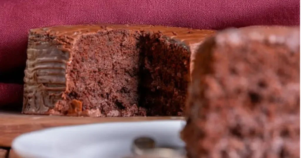 Bolo de Chocolate “Vapt-Vupt” no Liquidificador: experimente fazer hoje