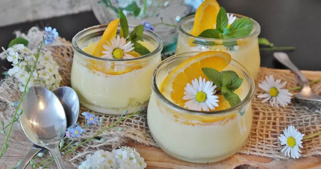 Creme de limão com iogurte para uma sobremesa leve no Dia das Mães