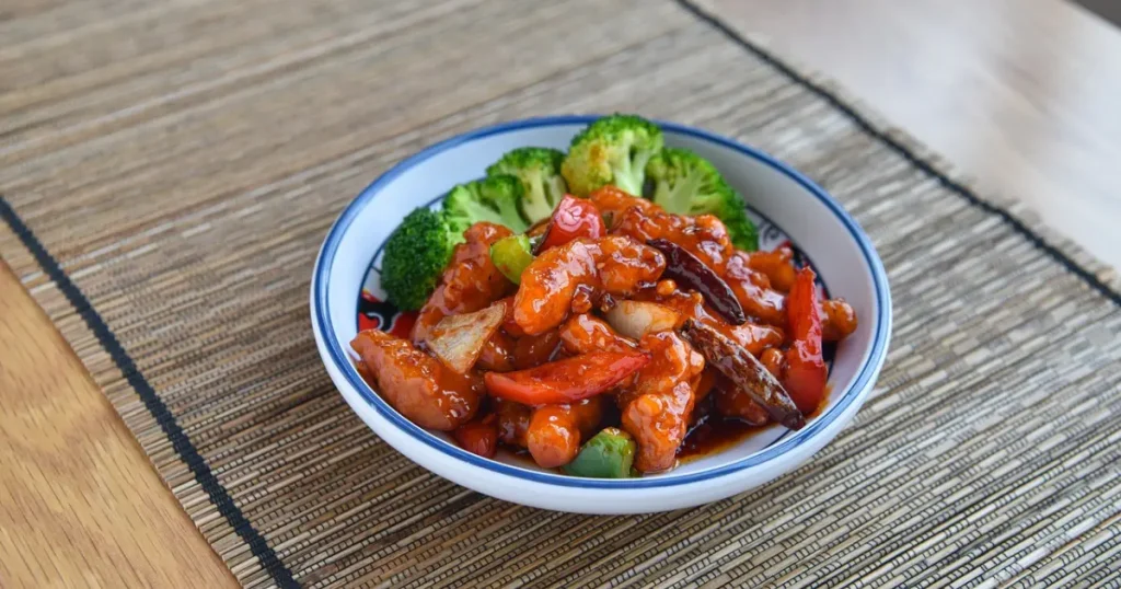 frango ensopado ao molho de pimenta
