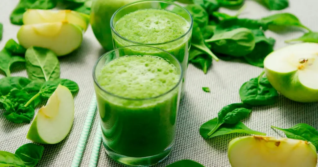 suco verde de maça verde com espinafre